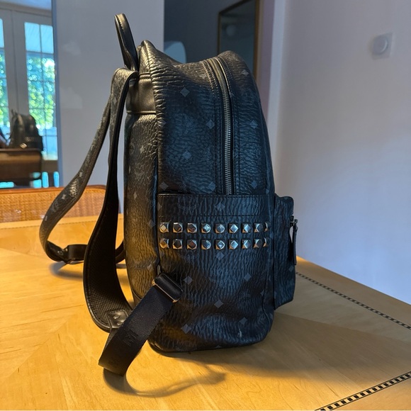 MCM Monogramed Metallic Visetos Side Studs Backpack - Picture 4 of 16